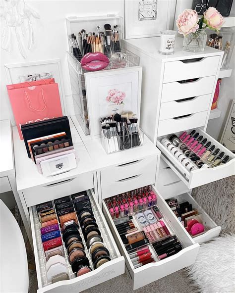 How To Organize And Display Makeup In Cool Ways Makeup Room Decor