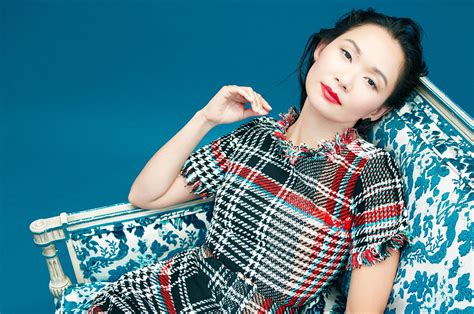 Hong Chau May Go Tiny In Downsizing But Shes Still Unmissable Vanity Fair
