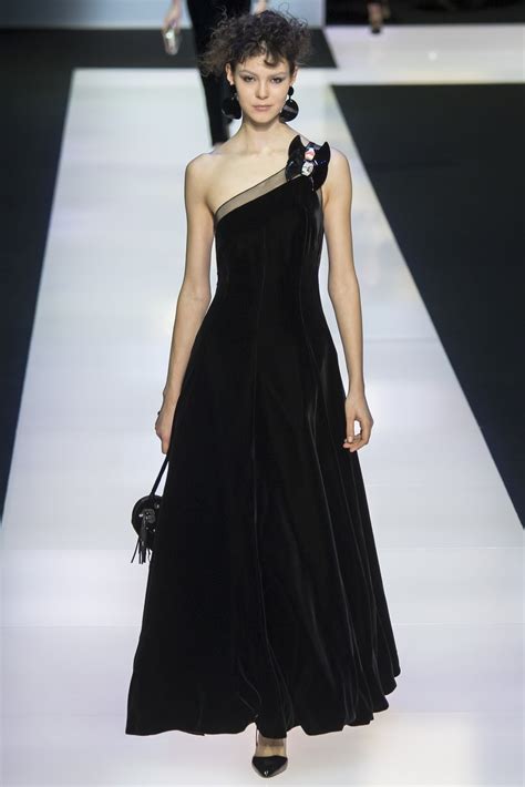 Fashion Runway Black Velvet The New Giorgio Armani Womens Fall