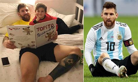 Barcelona Star Messi Reads His Son A Childrens Book Daily Mail Online