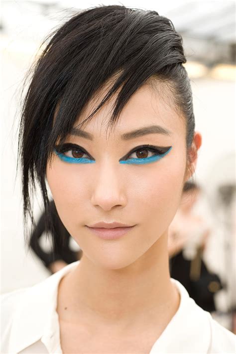 Runway Beauty Blue Graphic Eye At Chanel Resort 2014 Makeup For Life