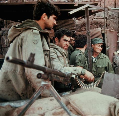 Jom-Kippur-Krieg 1973: Als Israel am Rand des Abgrunds stand - WELT