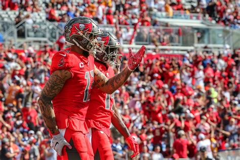 Bucs Evans Godwin Push Back With Response To Allen Pewter Report