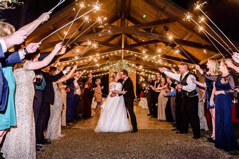 Kbcook weddings is an elegant wedding planning provider located in baton rouge, louisiana that was founded by kate cook. Botanic Gardens | Baton Rouge Fall Wedding — Merry ...