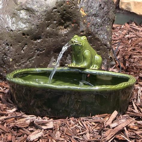Ceramic Solar Frog Outdoor Water Fountain Fountain Concrete