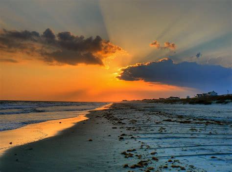 Can We See Sunrise And Sunset At The Same Beach In NC