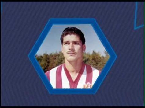 He played for guadalajara with 122 goals and 7 championships. Salvador Reyes - YouTube