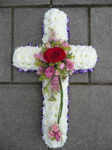 Color Sheets For Kids White Cross Funeral Flowers Standing Cross At