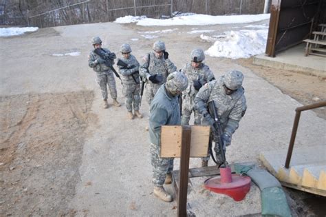 Hhb 210th Fires Brigade Conducted M16 Shooting Range Article The