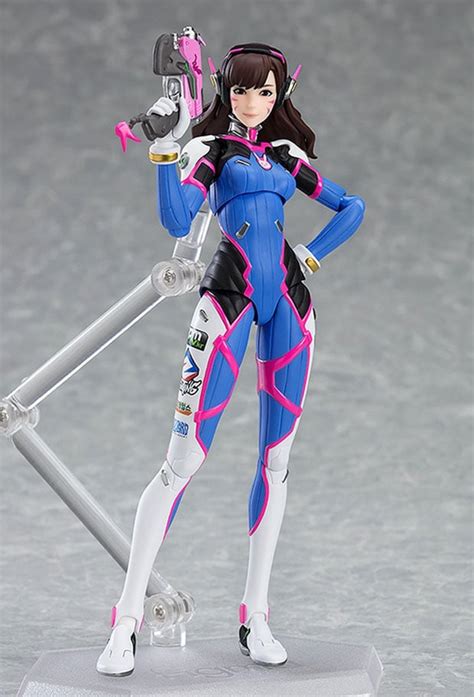 Overwatchs Robot Riding Gamer Dva Now Has Her Own Figma Action Figure