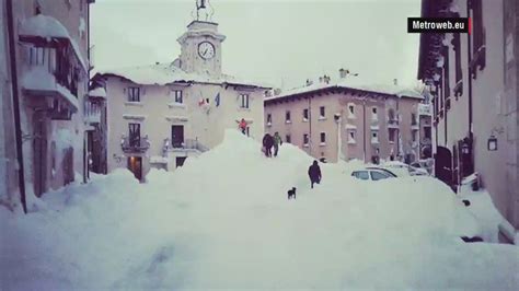 100 Inches Of Snow In 24 Hours For Capracotta Italy