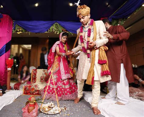 Agarwal Wedding Full Of Rituals Excitement And Life Lovevivah