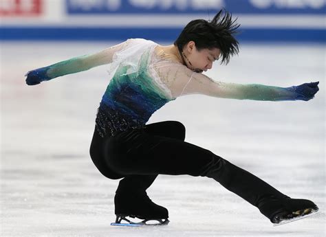 Olympic Champion Hanyu Wins World Figure Skating Title