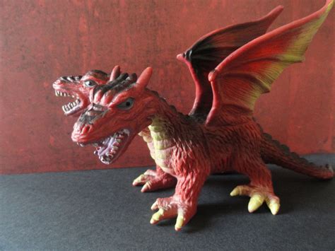 2 Headed Dragon Red Small Dash Action Figures