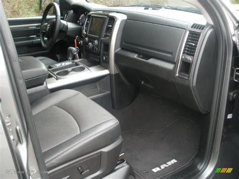 Black Interior 2013 Ram 1500 Sport Quad Cab 4x4 Photo 77200147