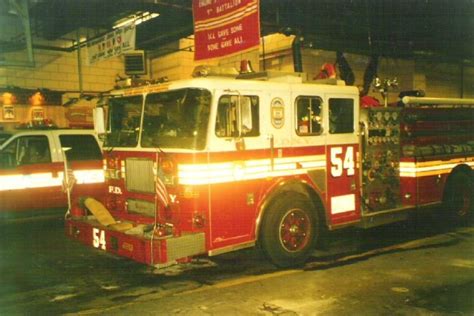 Fire Engines Photos Fdny Seagrave Pumper Engine Co54