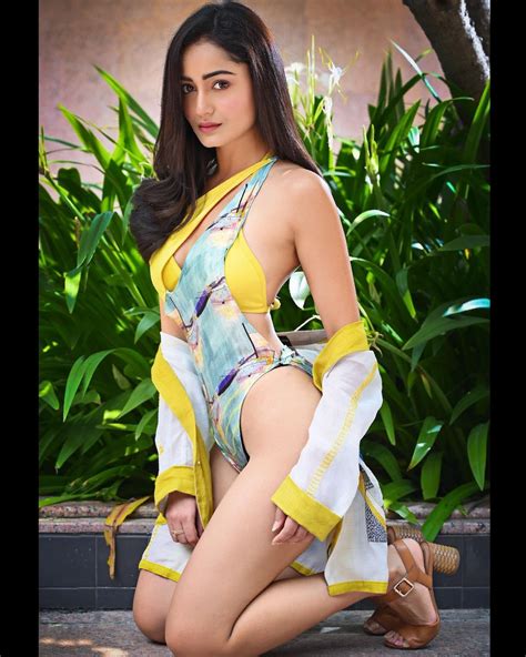 26 Hottest Photos Of Tridha Choudhury Will Make You Fall For Her Page 2 Of 2 2021