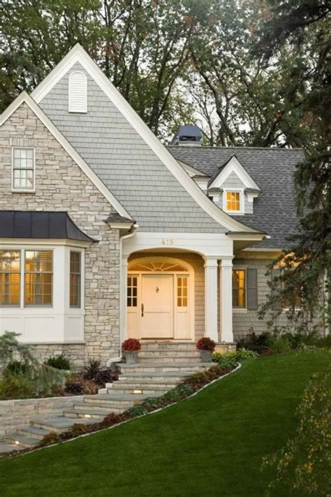Check out our gray siding color ideas below. Best Vinyl Siding Colors For Your Home | Wells Custom ...
