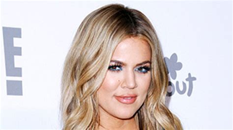 Khloé Kardashians Colorist Explains Why Its So Tricky To Replicate Her Platinum Blonde Hair