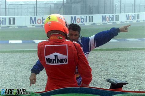 Schumacher habe in den vergangenen wochen und monaten der schwere seiner verletzung würde die managerin heute eine presseerklärung zum konkreten zustand schumachers herausgeben, müsste sie das wohl auch morgen tun. Unfall Michael Schumacher, Ferrari und Giancarlo ...