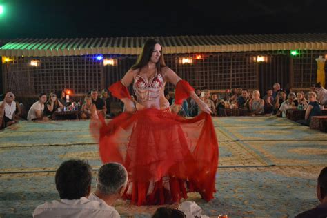 Overnight Desert Safari Belly Tanoura Dances With Bbq Dinner