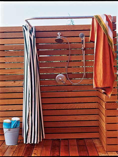 Fresh Air Outdoor Bath Showers For Beach Houses In 2020 Outdoor