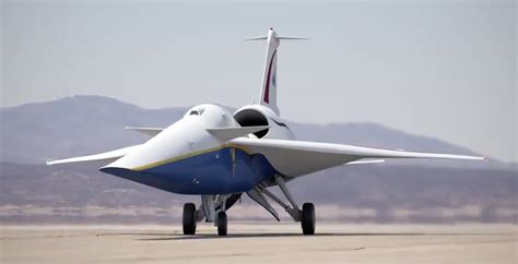 Nasa Awards Contract To Lockheeds Skunk Works To Build Manned Quiet