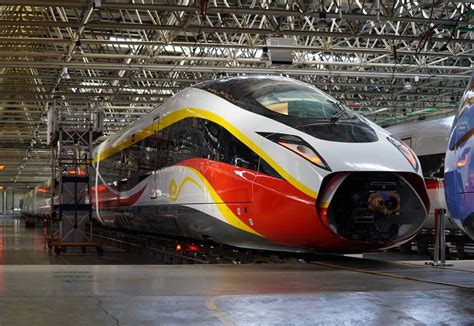 New High Speed Train Rolls Off Production Line In Hebei Cn