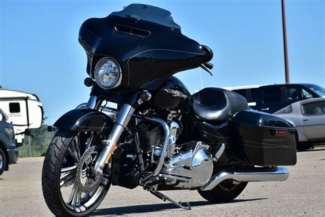 2016 Harley Davidson Street Glide Adrenalin Motors