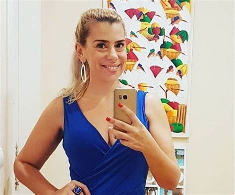 Последние твиты от mónica sintra (@monica_sintra). Cantora Mónica Sintra revela que sofre de anorexia e ...