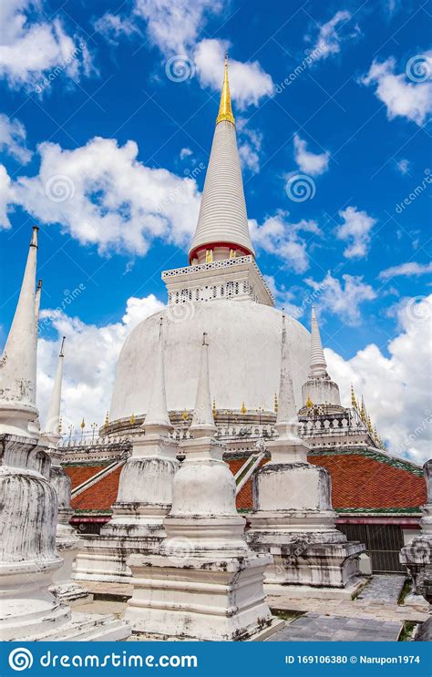 Beautiful White Pagodas With Blue Sky And White Clouds Background Wat