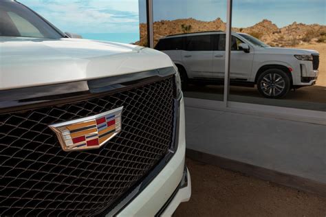 2021 Cadillac Escalade 5th Gen Of All American Luxury Suv Revealed
