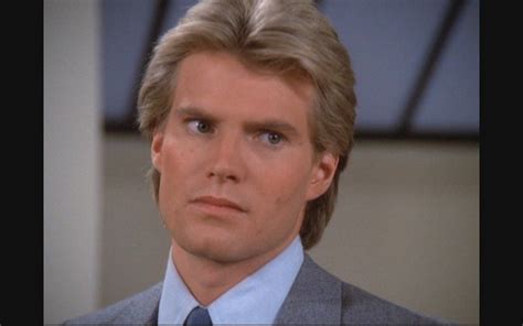 Die story ist dabei ähnlich, denn alles dreht sich um die reiche familie carrington, die in einer pompösen villa in denver residiert. Jack Coleman as Steven Carrington in Dynasty. | Jack ...