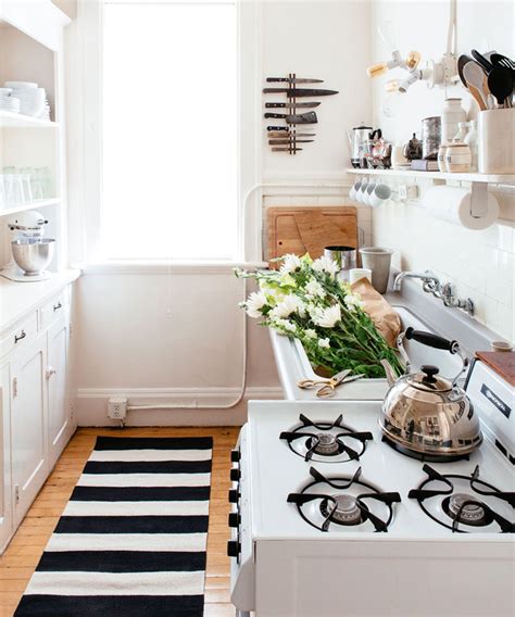 6 Swoon Worthy Small Kitchens