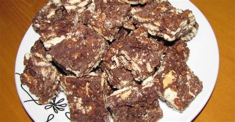 Pudding #mariebiscuitdelight #trifle marie biscuit delight is a very easy to make dessert in just 5mins. Marie Biscuits Fudge Recipe - South African Magazine