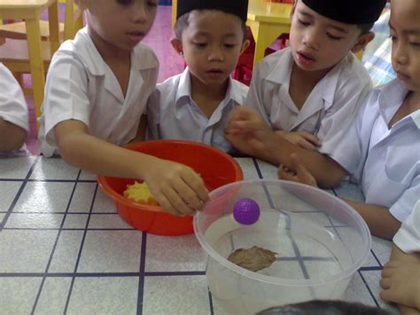 Lagi awal lagi bagus kan.yang penting keselamatan kena utamakan. Prasekolah: Awal Sains untuk kanak-kanak