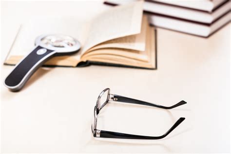 Reading Glasses For Macular Degeneration And Low Vision Macular Degeneration Association