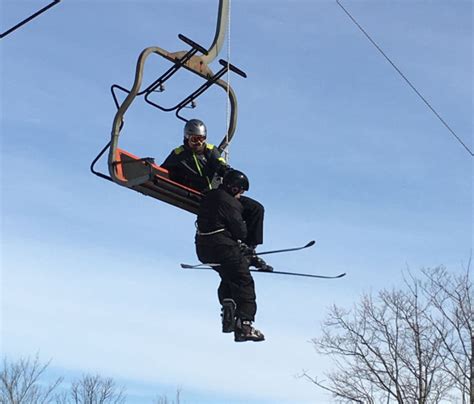 Ski Lift Accident In W Virginia Leaves Several Stranded 2 Injured Wtop