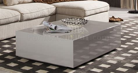 883 modern coffee table by j&m furniture. P592A Coffee Table in Light Grey High Gloss by J&M Furniture