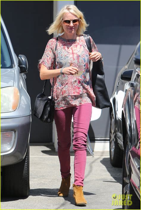 Full Sized Photo Of Naomi Watts Golden Blonde After Hair Appointment 09