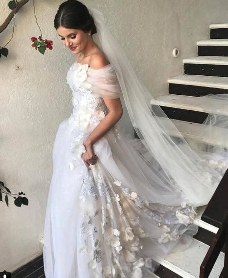 Camila Queiroz Usa Vestido De Noiva Deslumbrante Em Seu Casamento