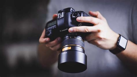 7 Best Digital Cameras For Your Needs