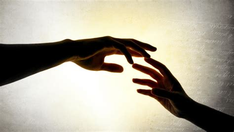 5 Intrinsic Benefits of Helping Others | Goalcast