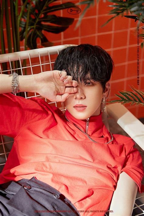 Kim Dong Han Sexy Teaser zum Debüt offizielle Farben Kpop News and More