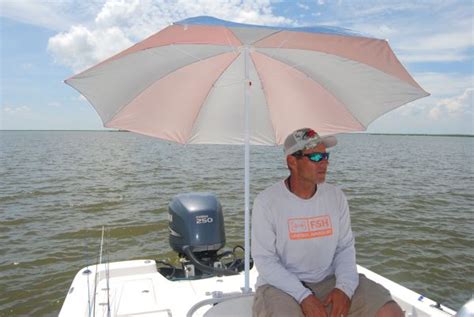 This is the fishing rod and umbrella pvc and angle aluminum bar peace. Beach umbrella onboard provides instant shade
