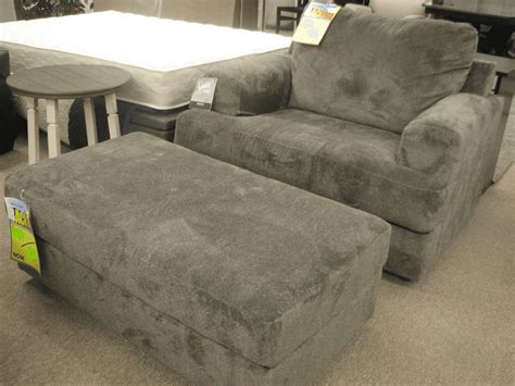 Vandenberg Furniture’s Backroom Sale | Kalamazoo, MI