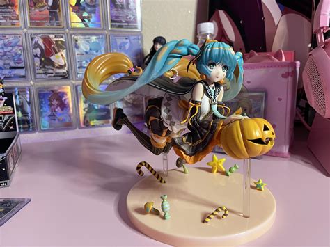Halloween Miku 🧡🎃 Shes Adorable Best Miku Figure In My Opinion 💙 R