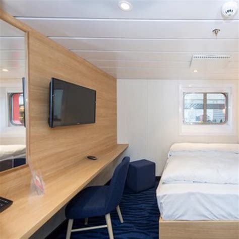 Travel on river cruiser ms chernyshevsky along the rivers of russia! Cabins on MS Spitsbergen | Iglu Cruise