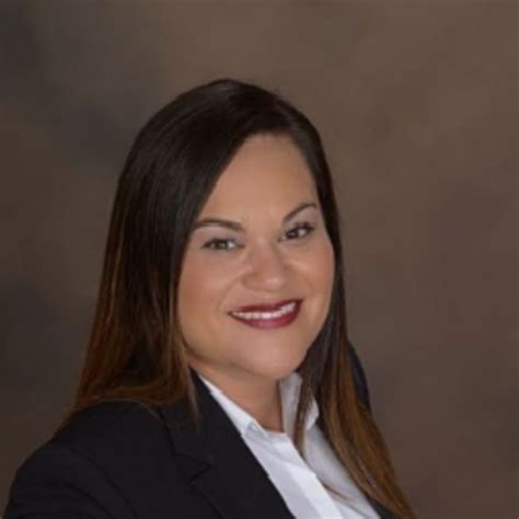 Laura Perez Real Estate Agent Mike Mazyck Realty