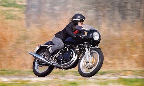 Der name eines schweizer motorrad herstellers, siehe egli motorradtechnik egli ist der schweizer. Musings Of A Motorcycle Aficionado........: Egli Vincent